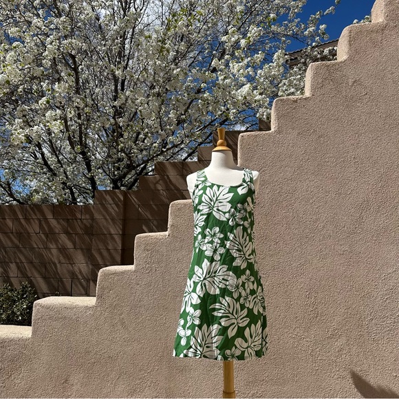 Puanani Dresses & Skirts - Vintage Green and White Puanani by RJC Hawaiian Dress